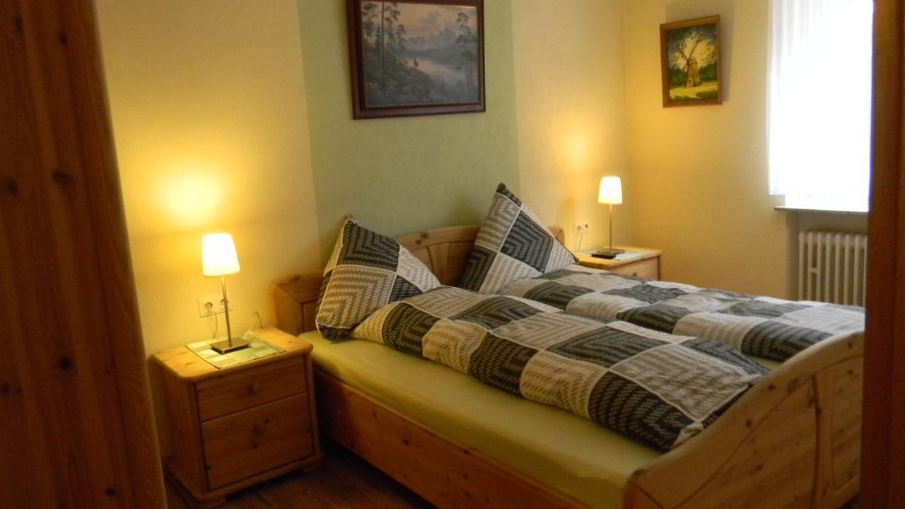 Gastehaus Am Calmont Bed & Breakfast Ediger-Eller Exterior foto