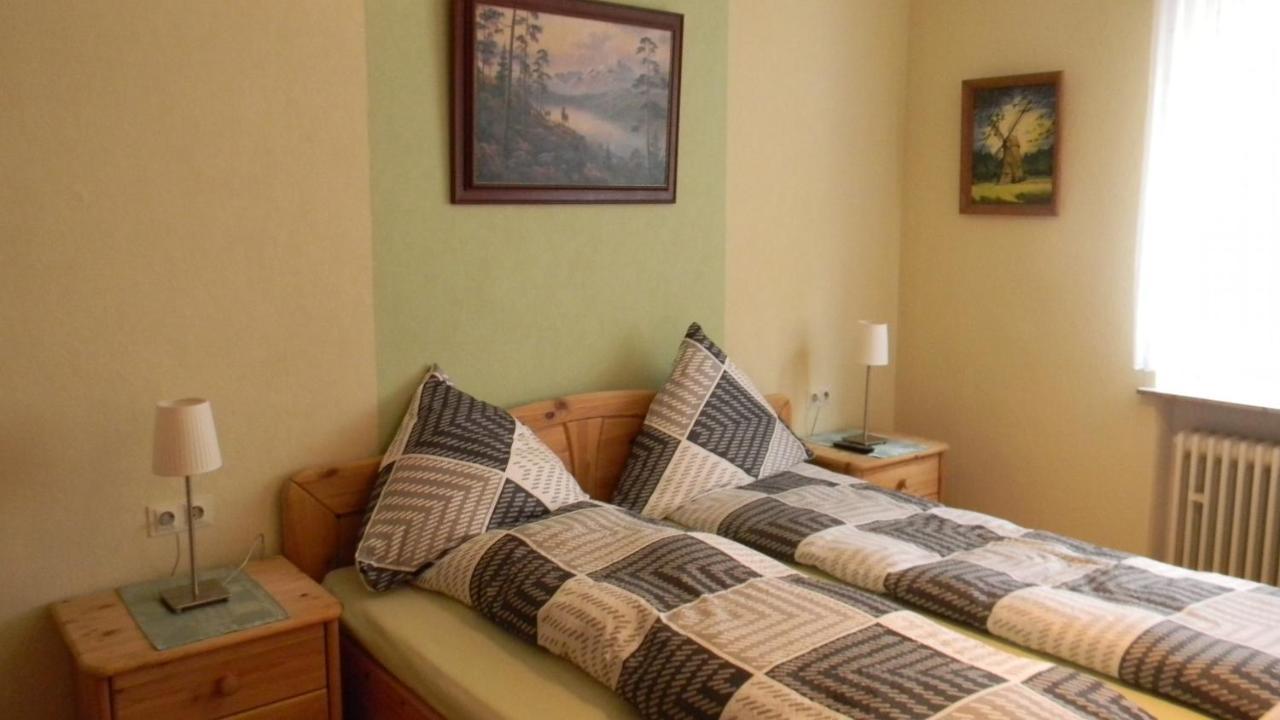 Gastehaus Am Calmont Bed & Breakfast Ediger-Eller Exterior foto
