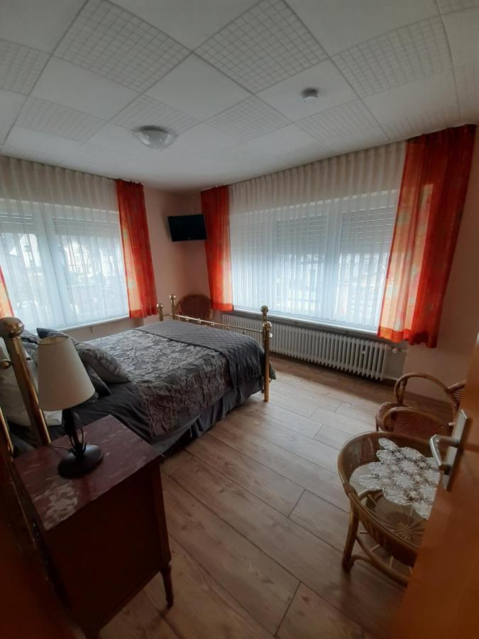 Gastehaus Am Calmont Bed & Breakfast Ediger-Eller Exterior foto