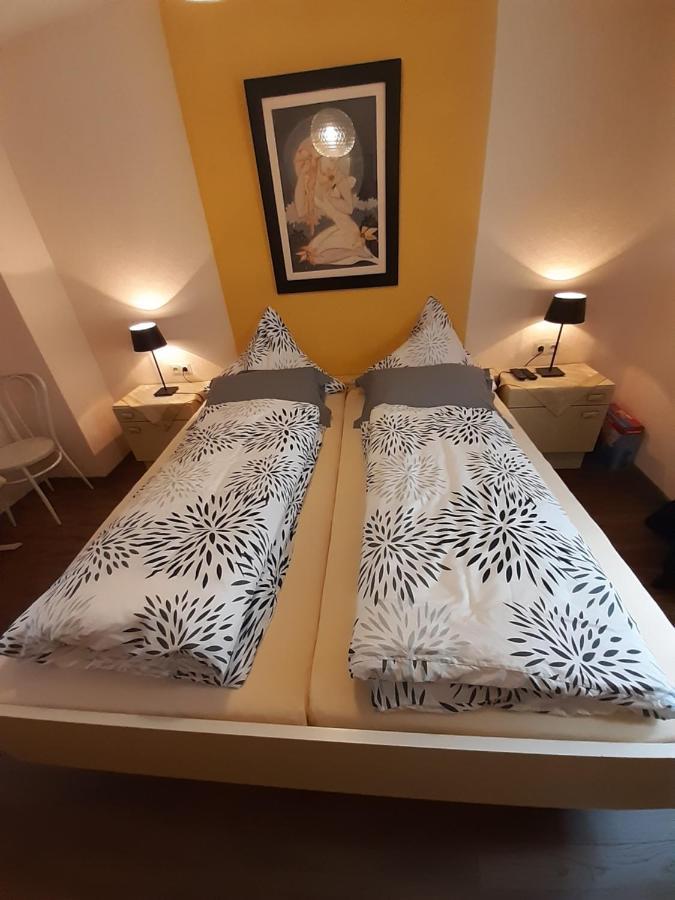 Gastehaus Am Calmont Bed & Breakfast Ediger-Eller Exterior foto